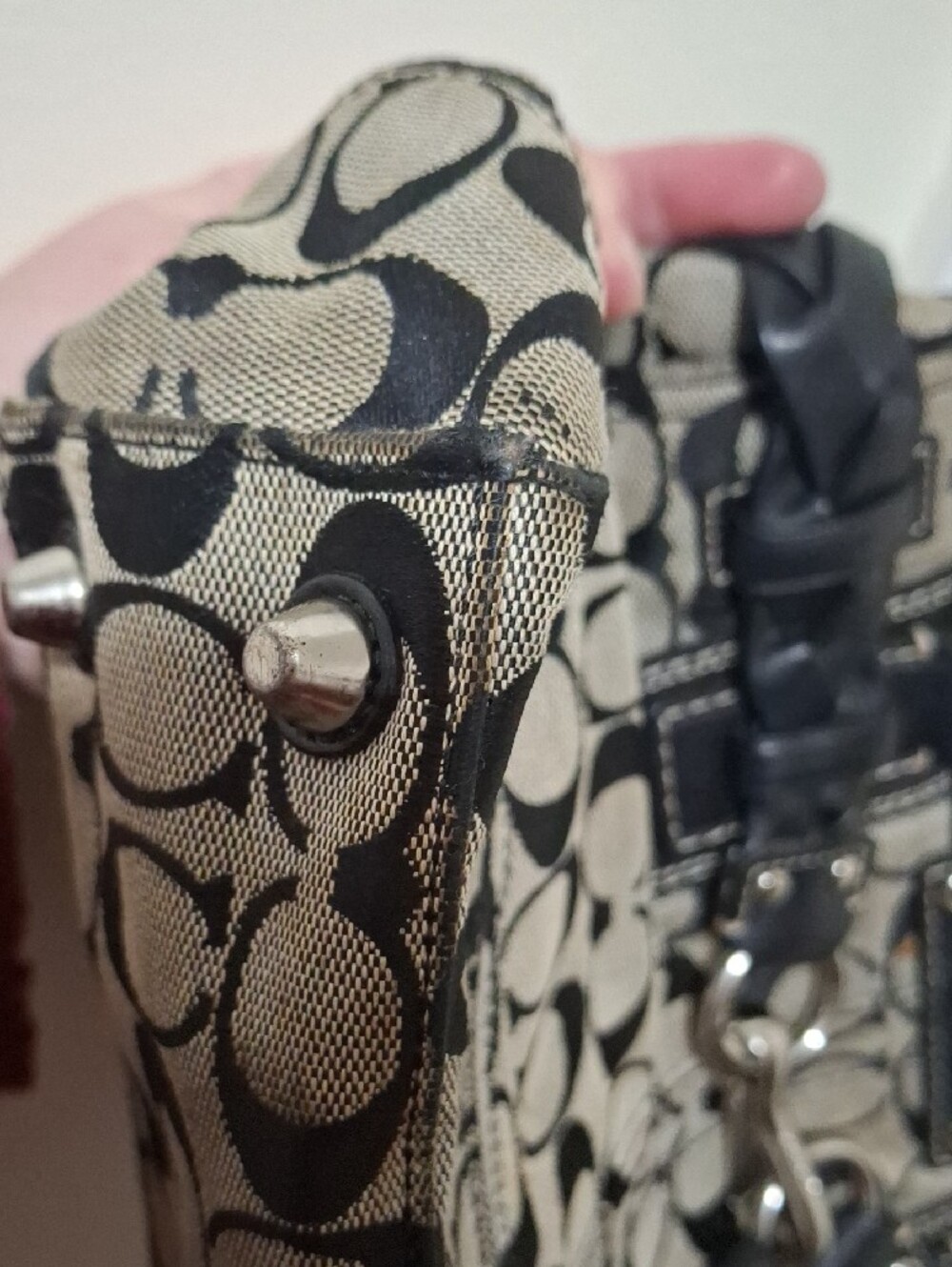 Coach Hamptons Signature Carryall Tote - Picture 5 of 14